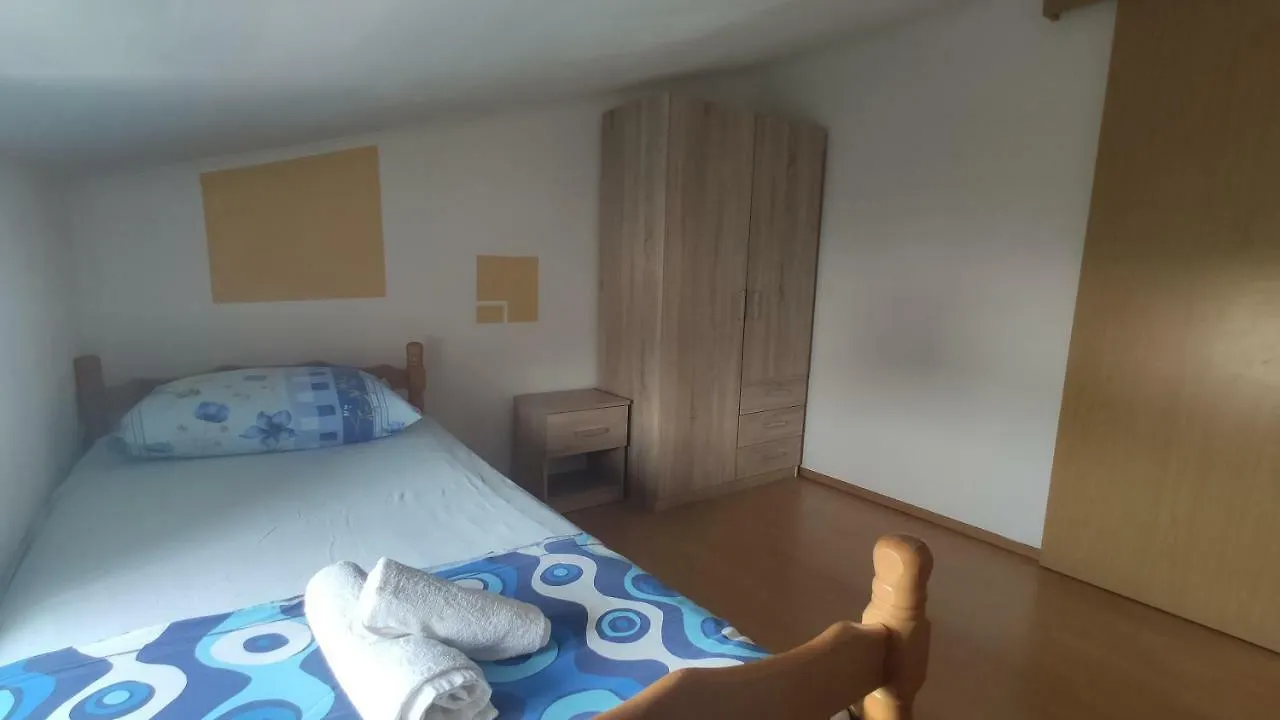 Small Northside Apartment Split
