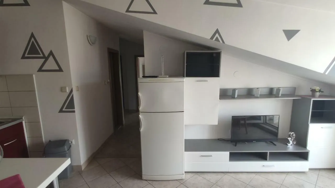 Small Northside Apartment Split